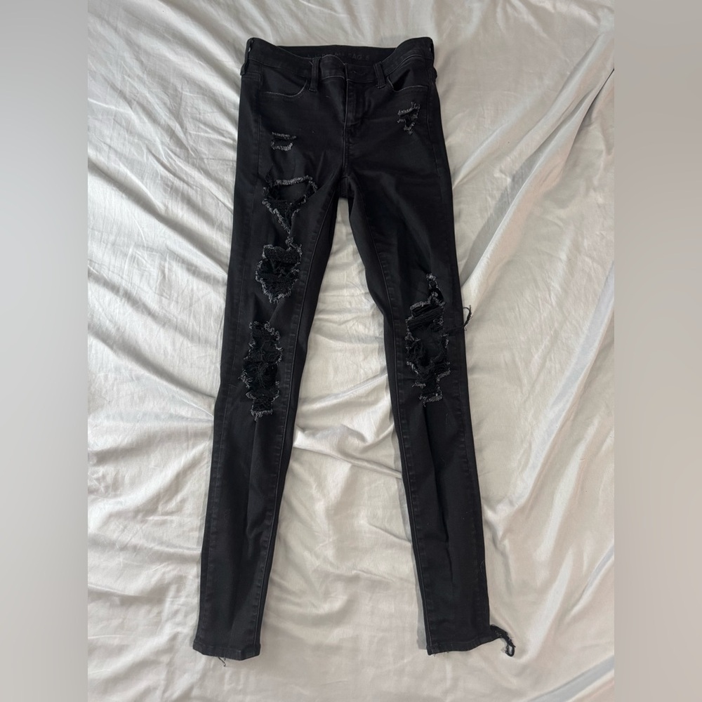 Black Distressed American Eagle Jegging